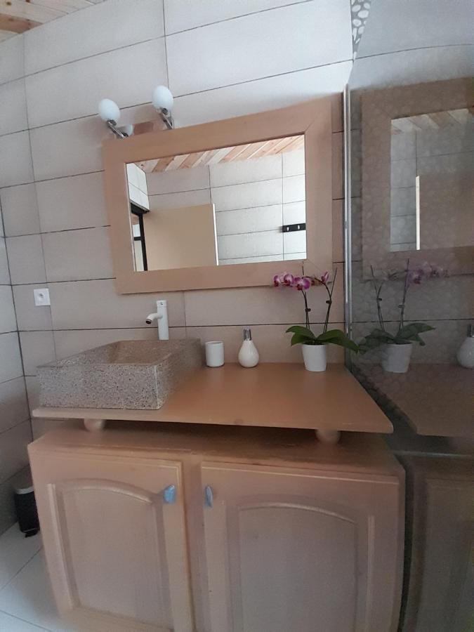 La Kaz Zambaville Avec Jacuzzi Privatif La Plaine-des-Palmistes Extérieur photo